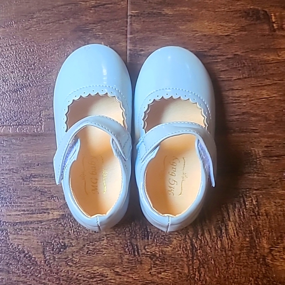 NWOT Baby Blue Toddler Dress Shoes